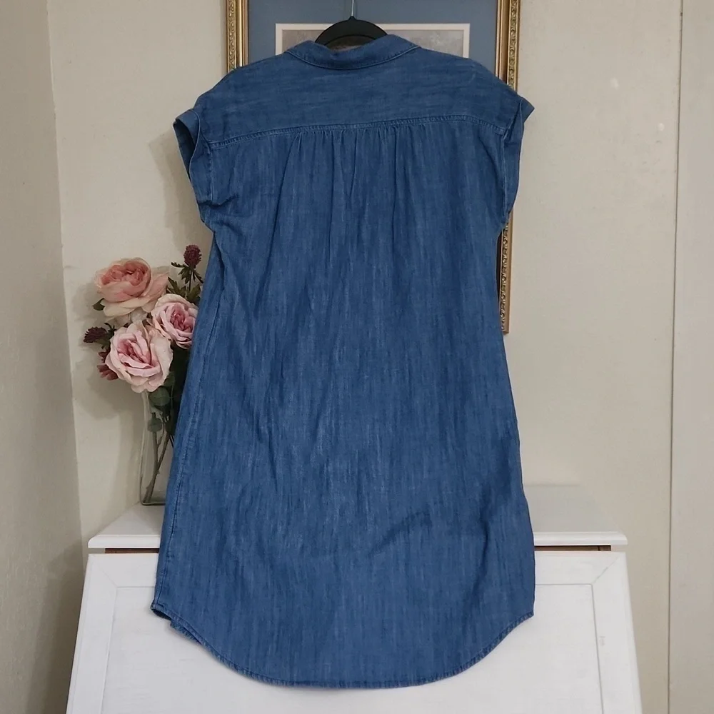 100%Cotton Chambray Cap-Sleeve Shirt Dress Size Medium Casual Lounge Coastal - Picture 11 of 11